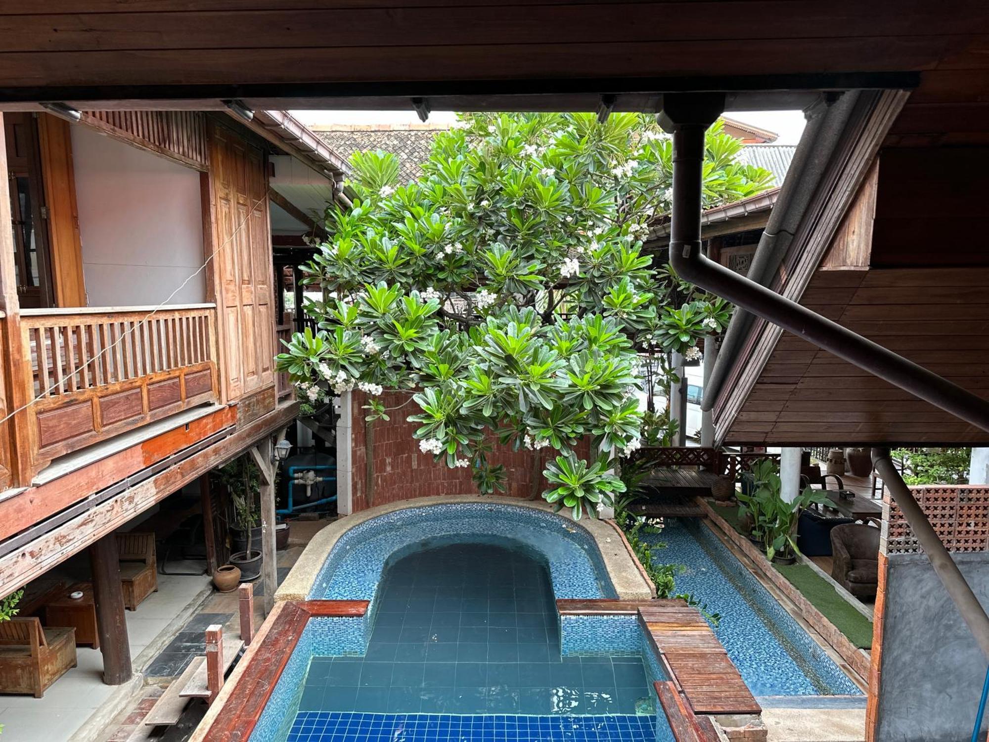 Tony'S Place Ayutthaya Eksteriør bilde